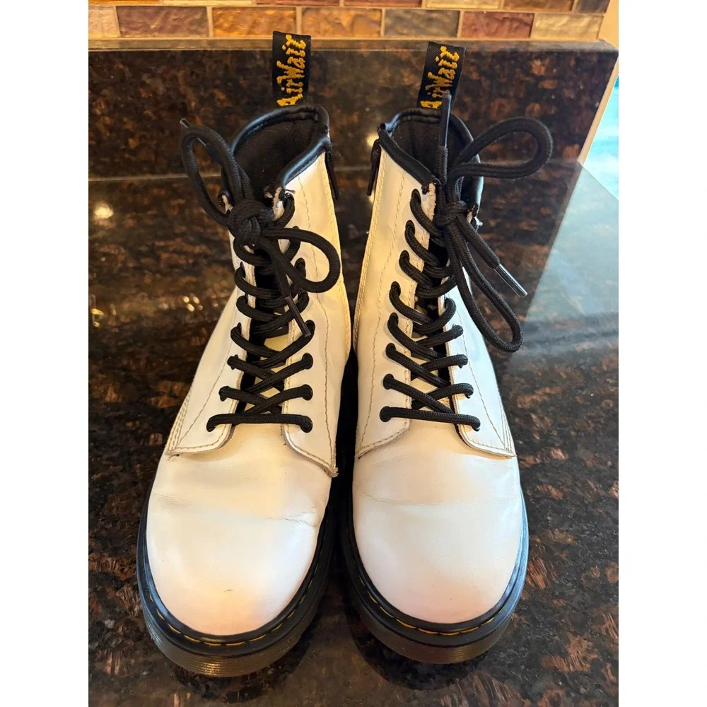 Dr. Martens 1460 J Boots Kids Size 4 US M 5 US L White Good Combat Zip Leather